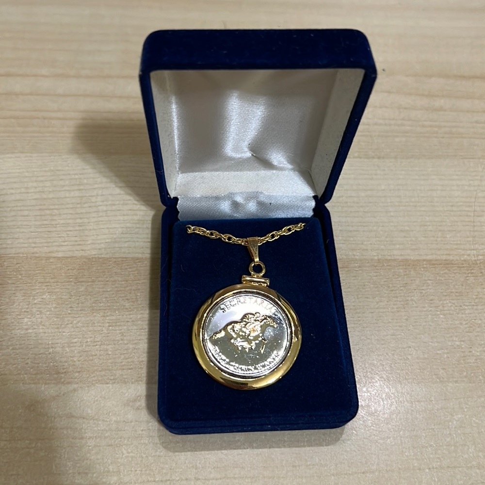 Secretariat 1973 Triple Crown necklace